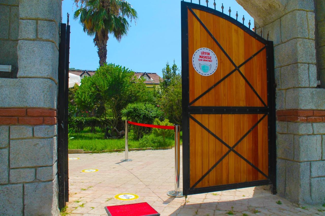 Carmina Hotel Ovacık Exterior foto