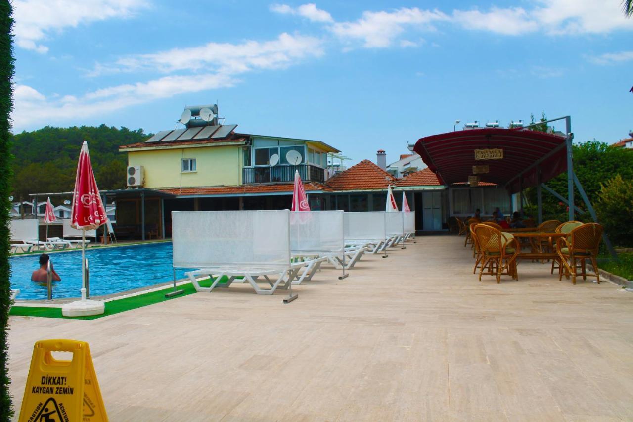 Carmina Hotel Ovacık Exterior foto