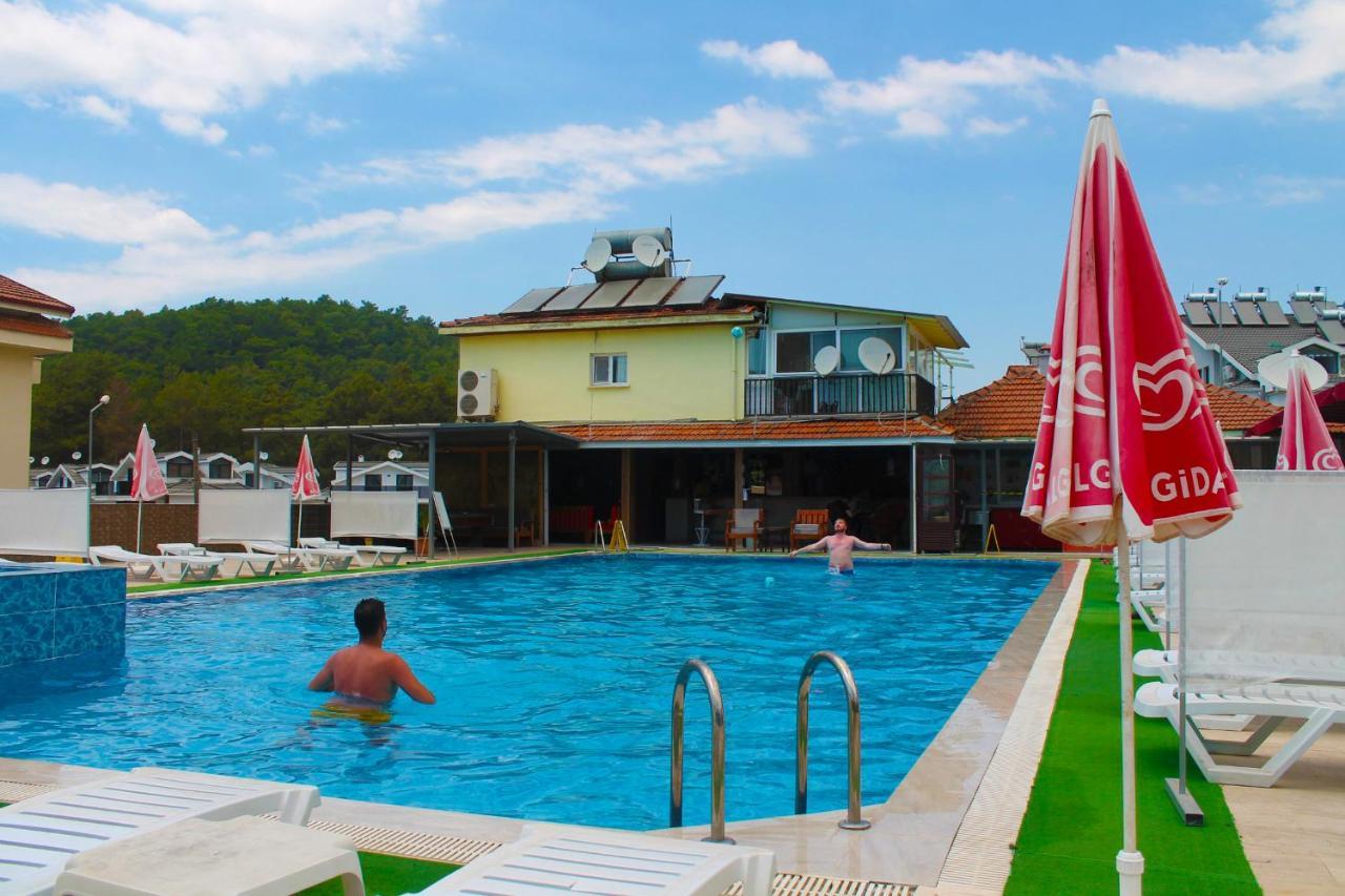 Carmina Hotel Ovacık Exterior foto