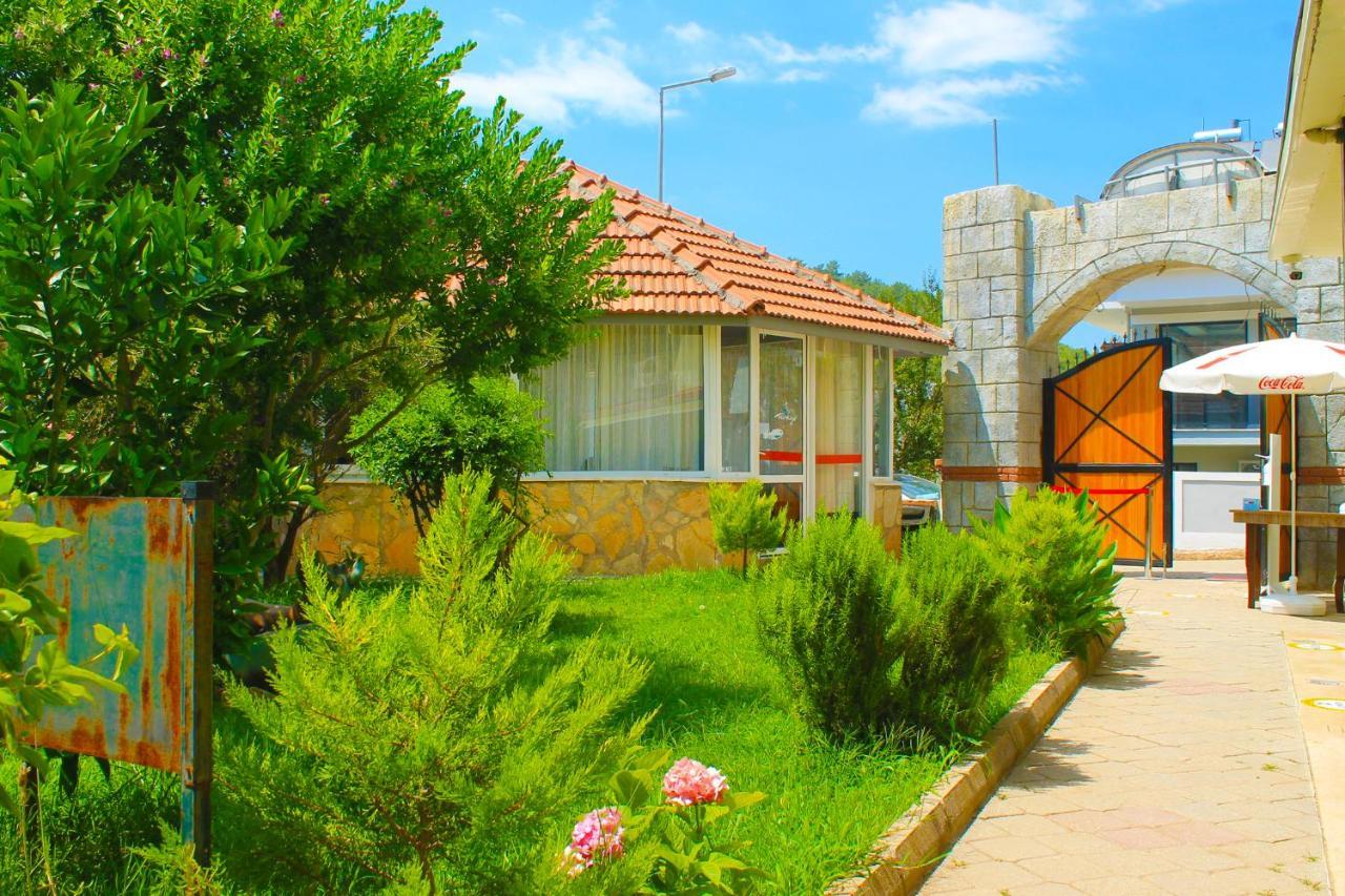 Carmina Hotel Ovacık Exterior foto