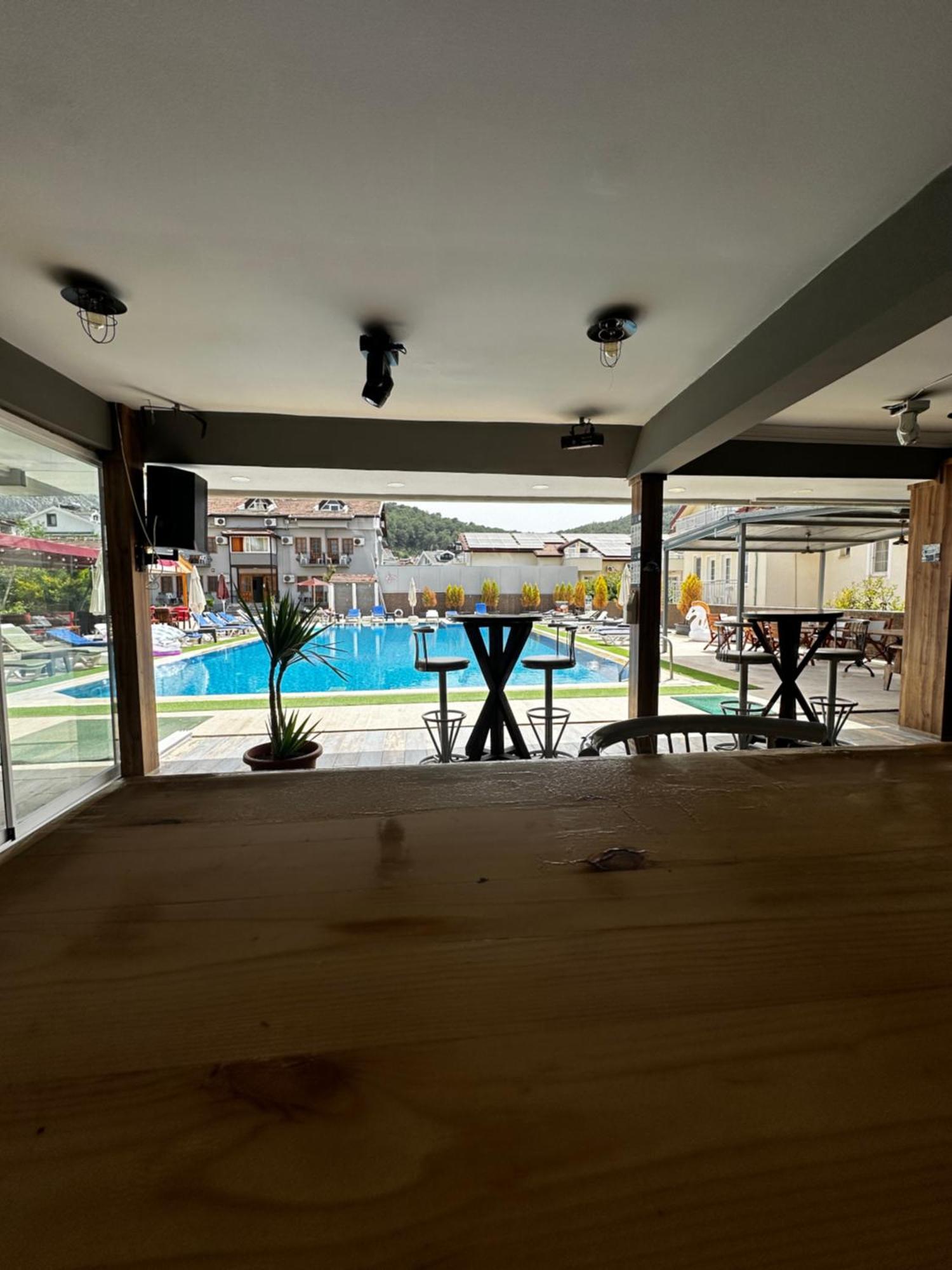 Carmina Hotel Ovacık Exterior foto