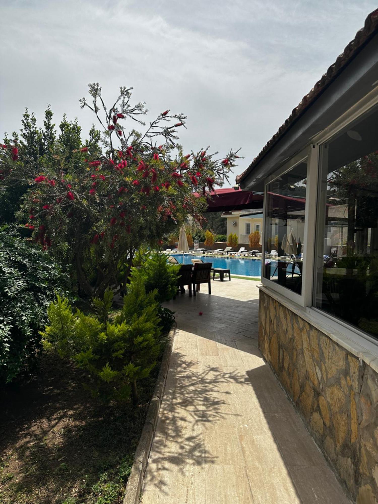 Carmina Hotel Ovacık Exterior foto