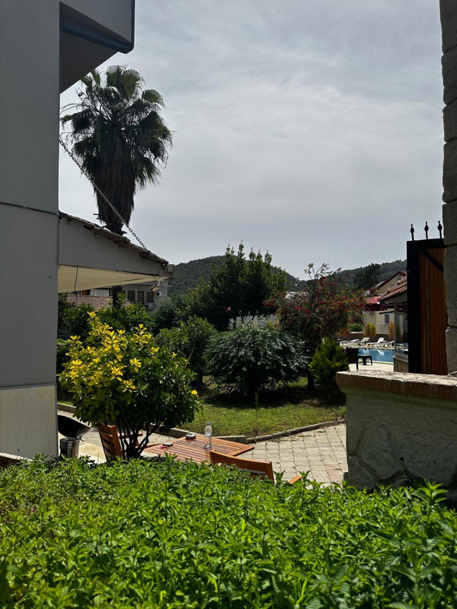 Carmina Hotel Ovacık Exterior foto