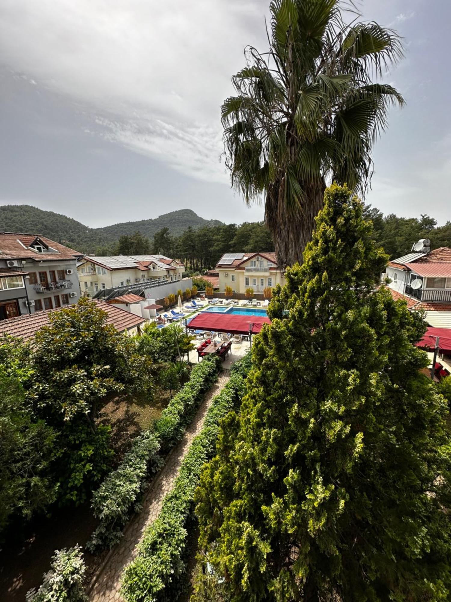 Carmina Hotel Ovacık Habitación foto