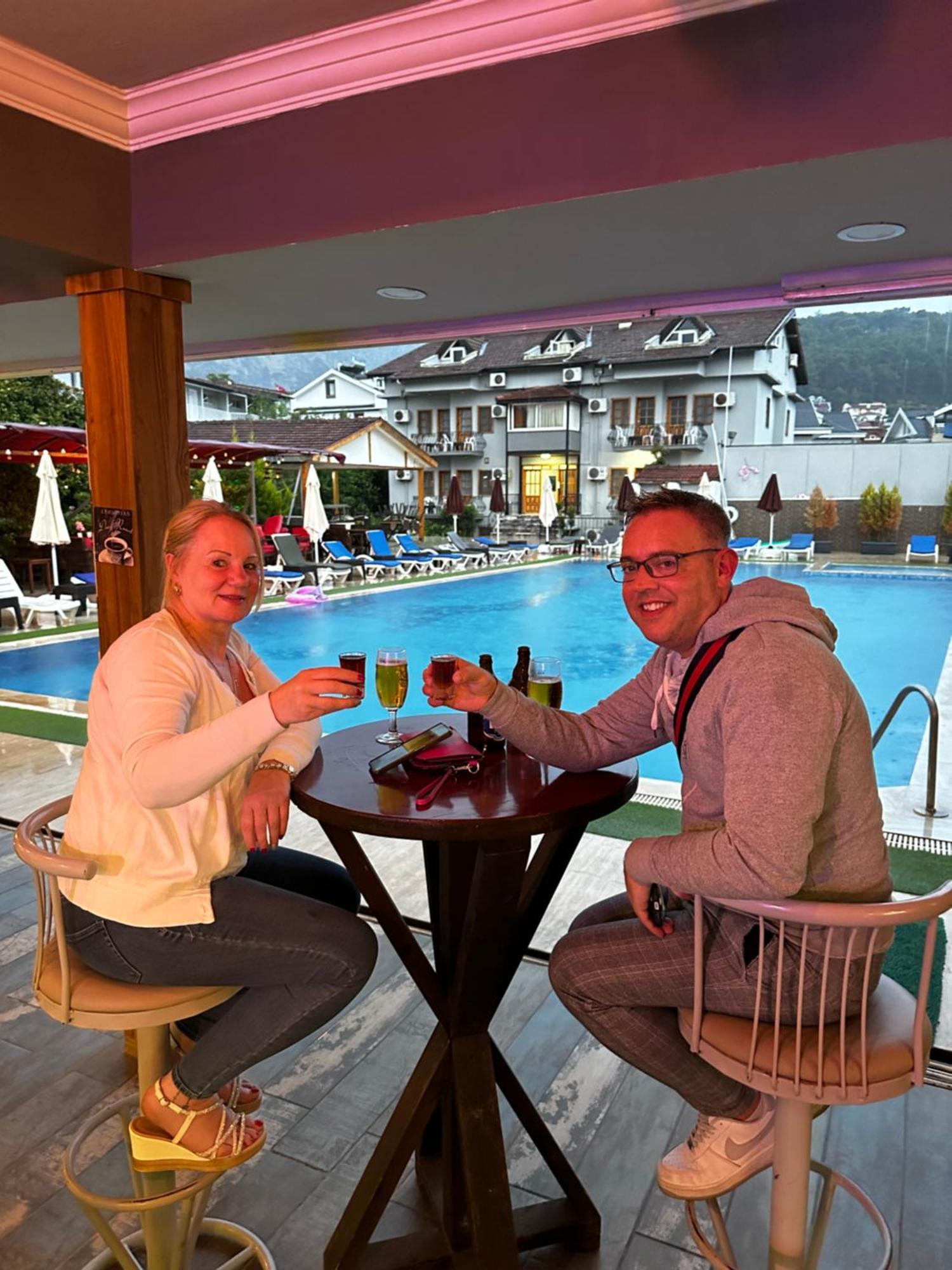 Carmina Hotel Ovacık Exterior foto